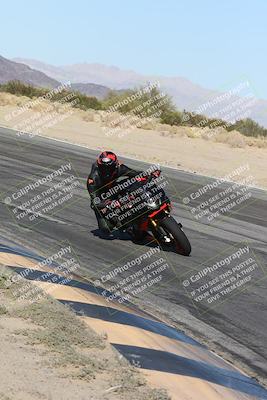 media/Dec-01-2025-Moto Forza (Mon) [[2daa91e15f]]/2-Intermediate Group/Session 4 (Turn 10 Inside)/